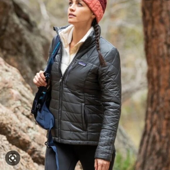 Patagonia Black Puffer Jacket - Picture 4 of 8